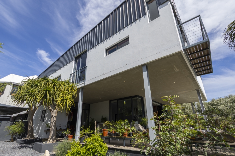 3 Bedroom Property for Sale in Heldervue Western Cape